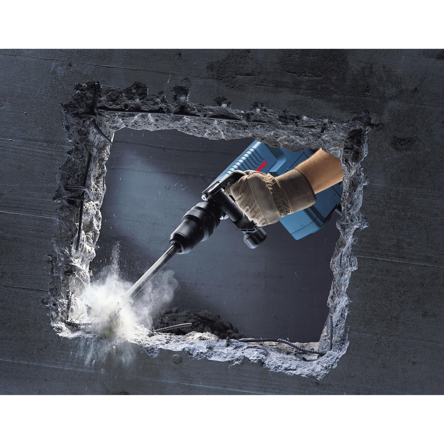 Bosch Professional Martello Demolitore Gsh 11 e (Con Sds Max, Scalpello Piatto, Potenza del Colpo 16,8 J, 1.500 W, in Valigetta)