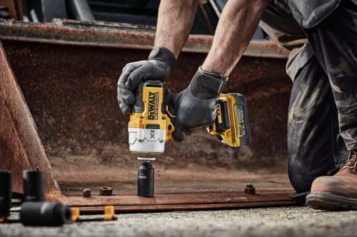 DeWALT Avvitatore a percussione a batteria DCF961H2T-QW, 18 V, 5 Ah, avvitatore a percussione 1626 Nm,