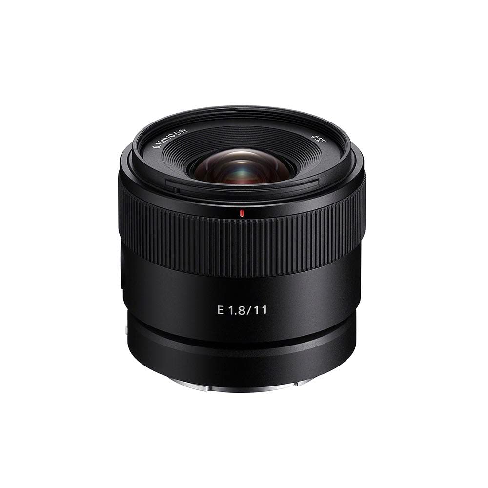 Sony E 70-350mm f/4.5-6.3 G OSS | Obiettivo Zoom, APS-C (SEL70350G) & E 11 mm F1.8 di |Grandangolo a focale fissa APS-C (SEL11F18)