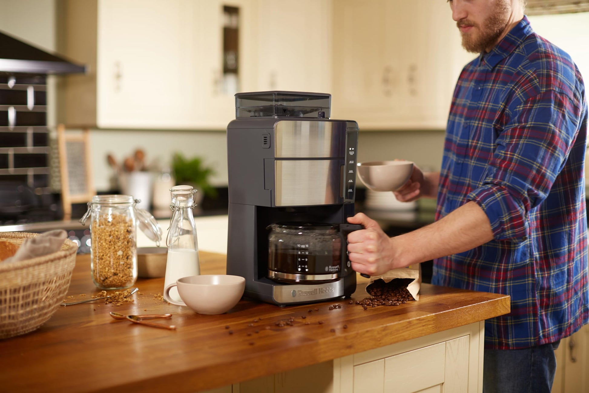 Russell Hobbs Macchina Caffé Americano con Macinacaffé Integrato 25610-56