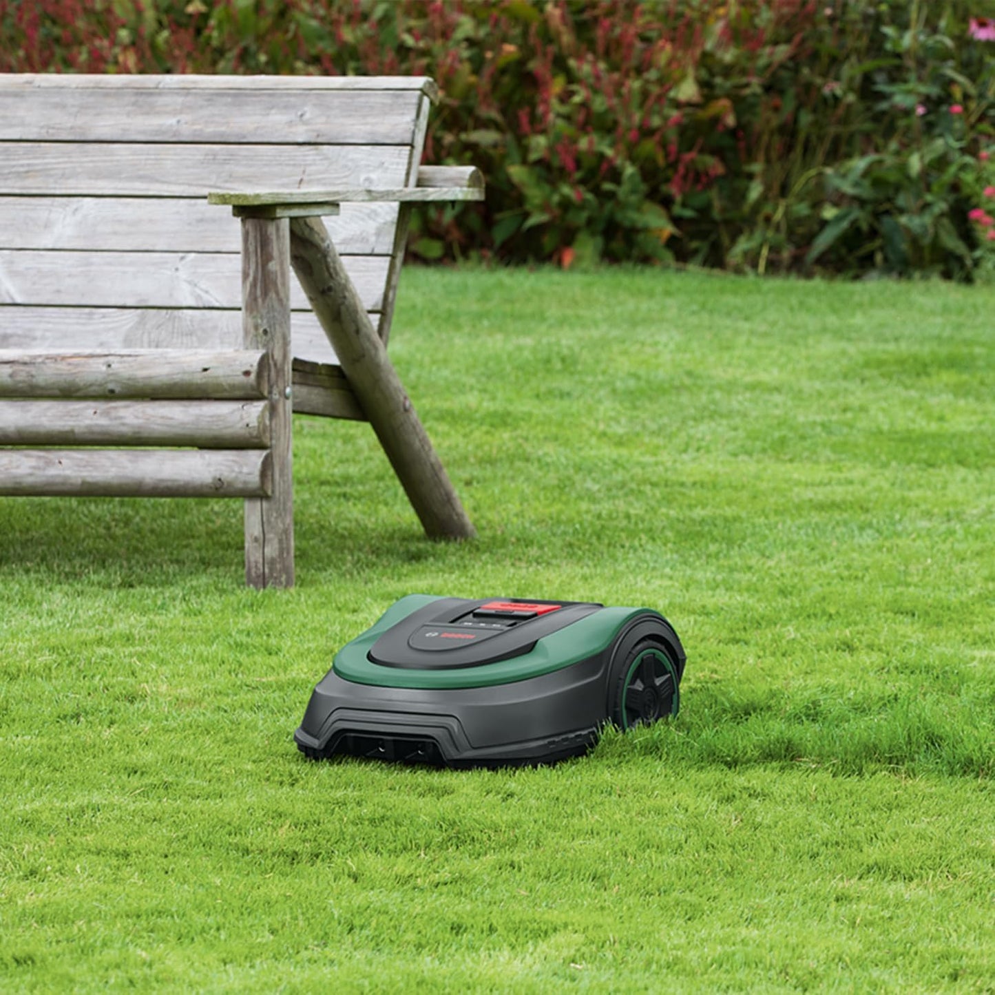 Bosch Home and Garden 06008B0202 Robot Rasaerba Indego S 500, Batteria da 18 V