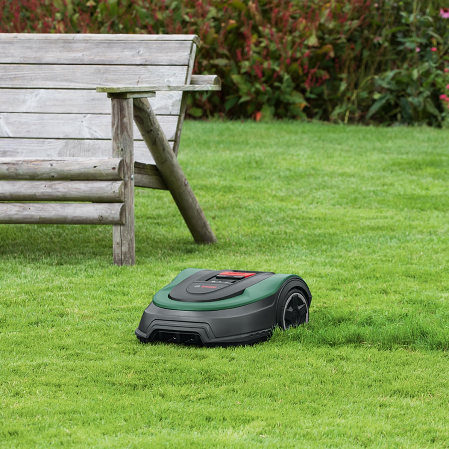 Bosch Home and Garden Robot rasaerba Indego S+ 500 (con batteria da 18 V e funzione app, stazione di ricarica inclusa, larghezza di taglio 19 cm, per prati fino a 500 m²), nero, verde