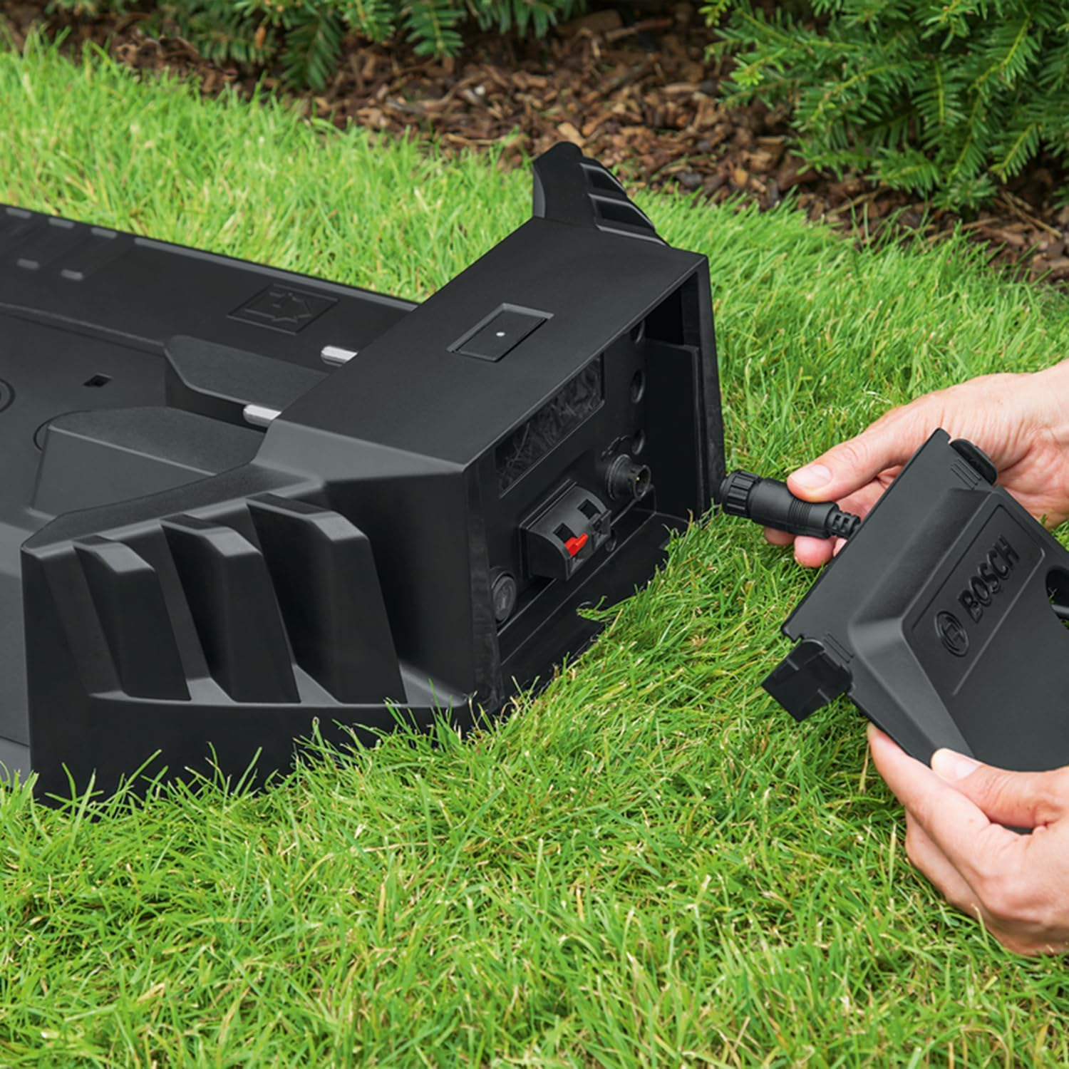 Bosch Robot rasaerba Indego M + 700, con batteria da 18 V e funzione App